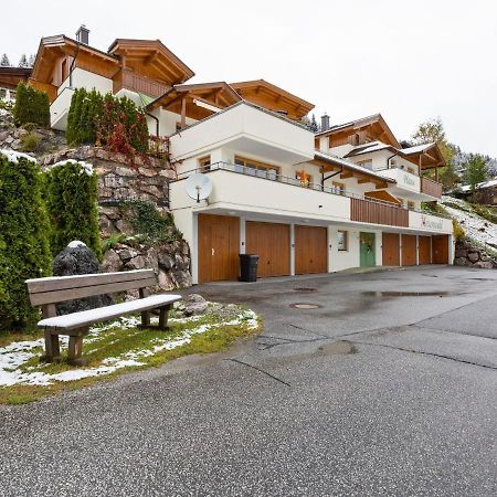 Chalet Apartment In Saalbach Hinterglemm Buitenkant foto