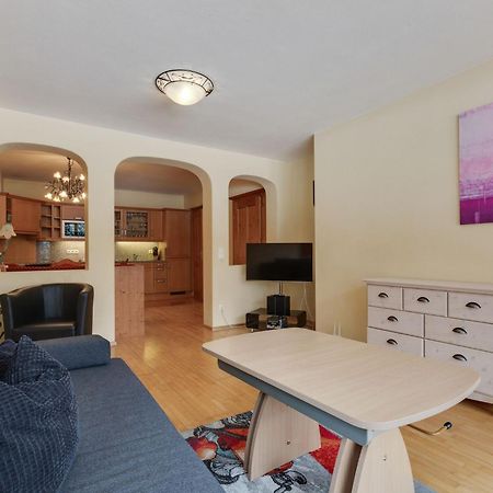 Chalet Apartment In Saalbach Hinterglemm Buitenkant foto