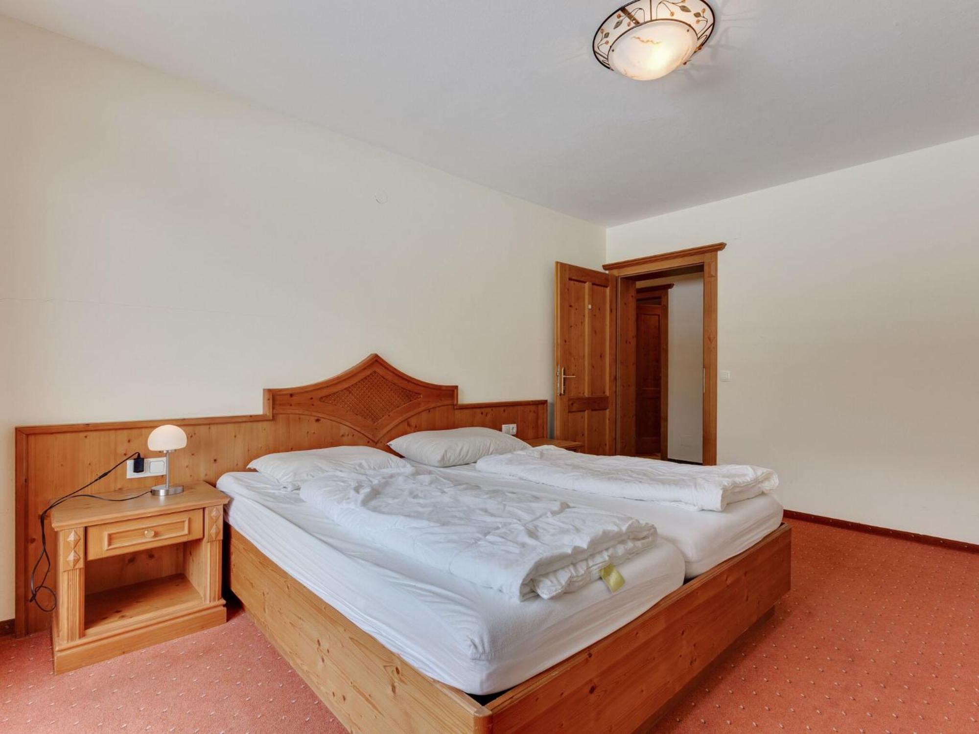 Chalet Apartment In Saalbach Hinterglemm Buitenkant foto